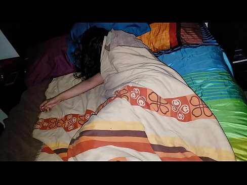 ❤️ Anak tiri memarahi ibu tirinya yang masih muda saat dia tidur. ❤❌ Video sialan di id.fuckmymac.ru ️